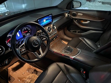 Mercedes-Benz GLC, 2020г, полный привод, автомат