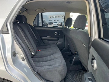 Nissan Tiida, 2011г, передний привод, механика