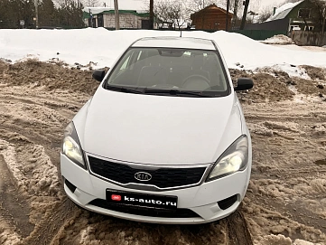 Kia Ceed, 2012г., передний привод, механика