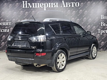 Mitsubishi Outlander, 2010г, передний привод, вариатор