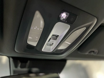 Changan UNI-V, 2024г, передний привод, робот