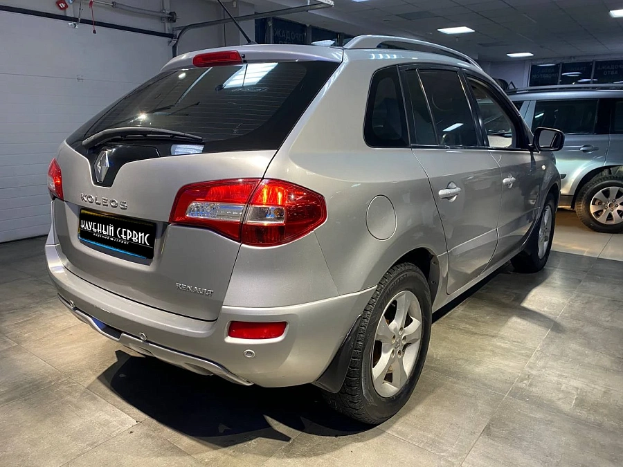 Renault Koleos, 2008г., полный привод, вариатор