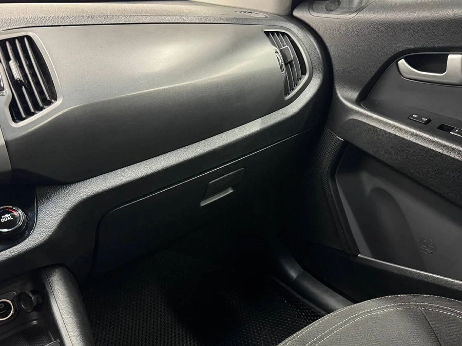 Kia Sportage, 2013г., передний привод, автомат