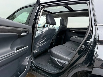 Toyota Highlander, 2025г, полный привод, автомат
