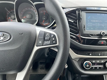 Lada (ВАЗ) Vesta, 2018г, передний привод, механика