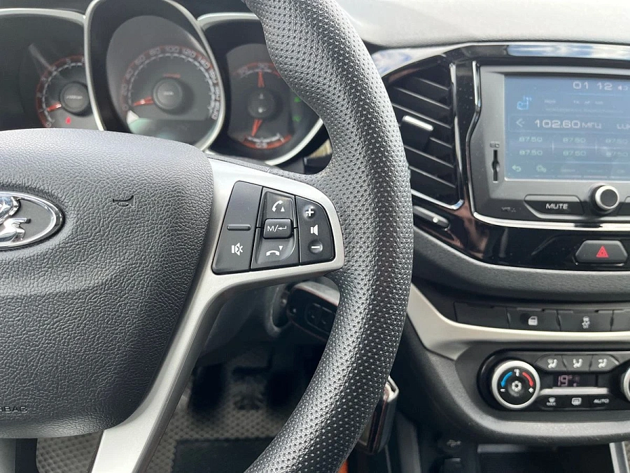 Lada (ВАЗ) Vesta, 2018г., передний привод, механика