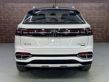 Volkswagen Tayron, 2024г, полный привод, робот