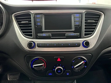 Hyundai Solaris, 2018г, передний привод, автомат