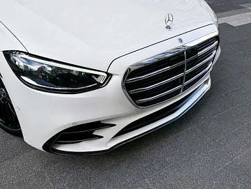 Mercedes-Benz S-Класс, 2023г., полный привод, автомат