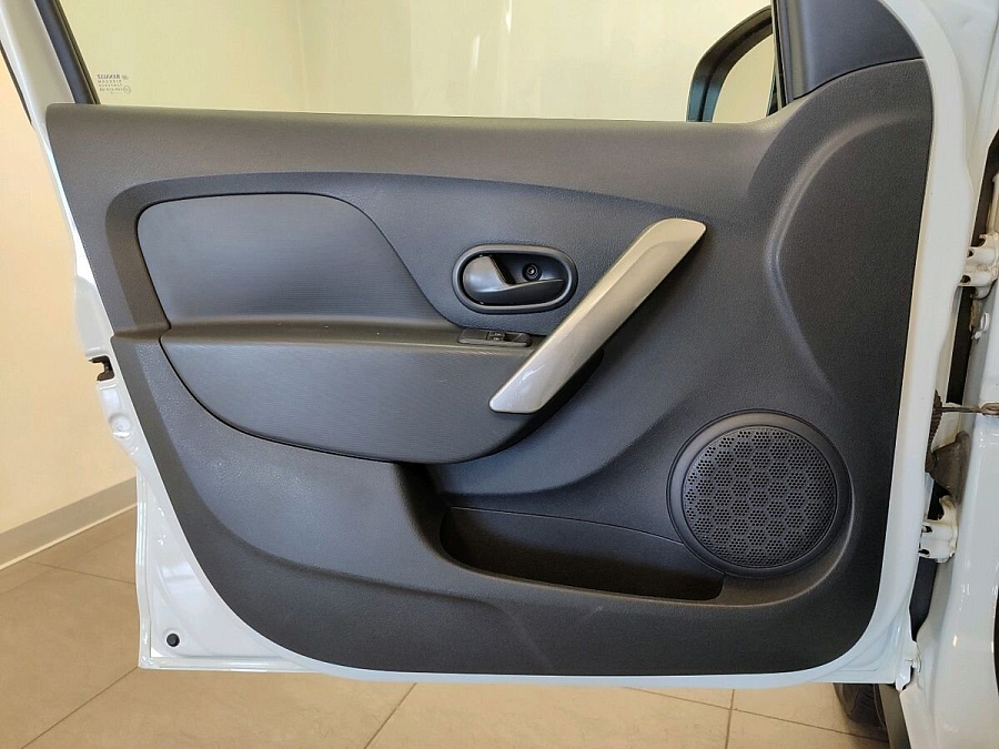 Renault , 2018г., передний привод, механика