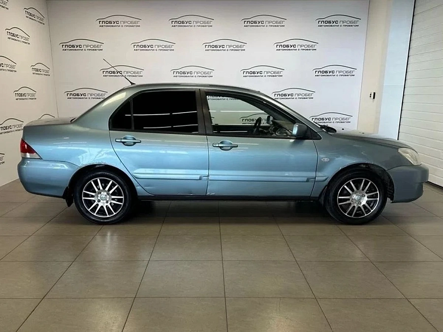 Mitsubishi Lancer, 2005г., передний привод, механика