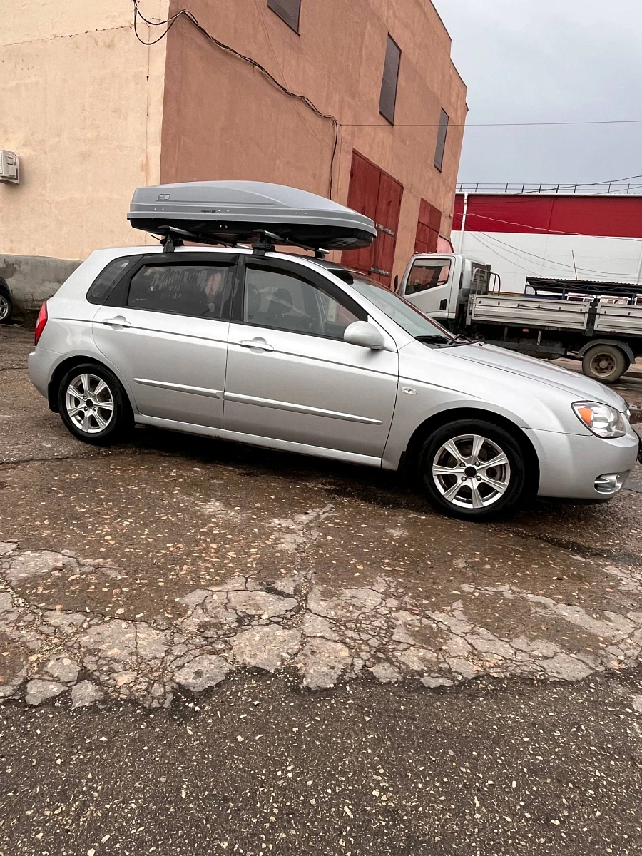 Kia Cerato, 2006г., передний привод, автомат