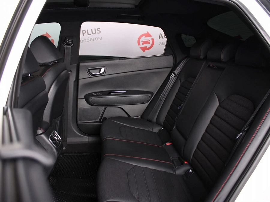 Kia Optima, 2019г., передний привод, автомат