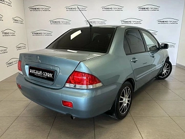 Mitsubishi Lancer, 2005г, передний привод, механика