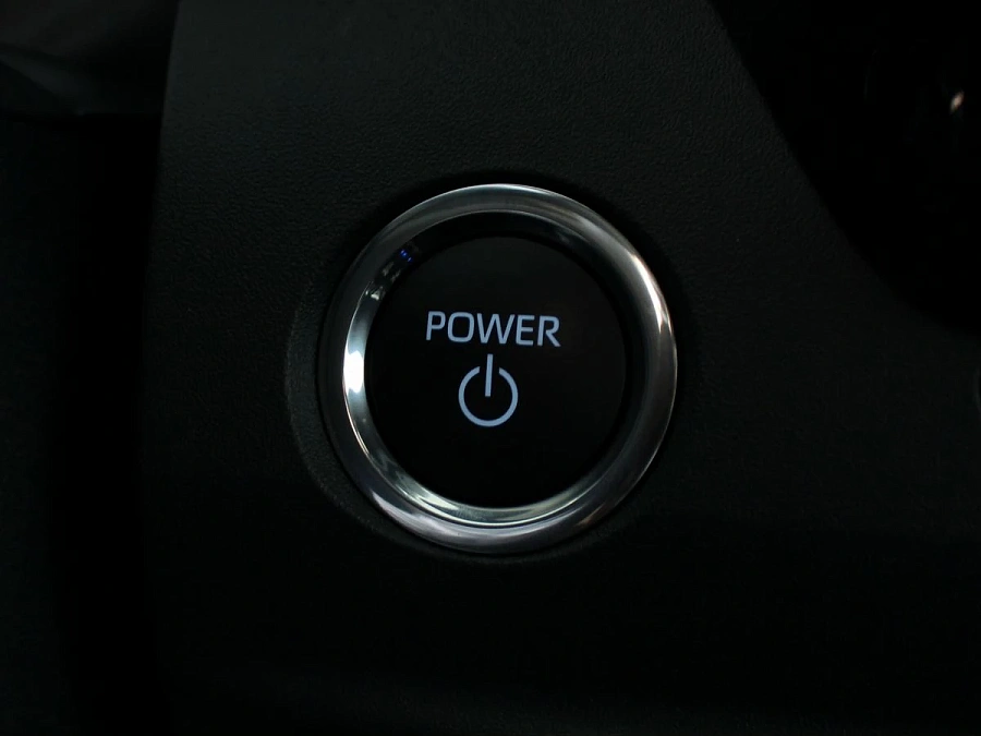 Toyota Camry, 2026г., передний привод, вариатор