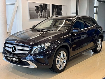 Mercedes-Benz , 2015г., полный привод, робот
