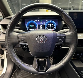 Toyota Camry, 2024г, передний привод, вариатор