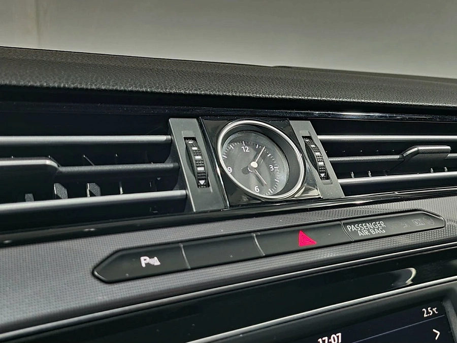 Volkswagen Passat, 2016г., передний привод, робот