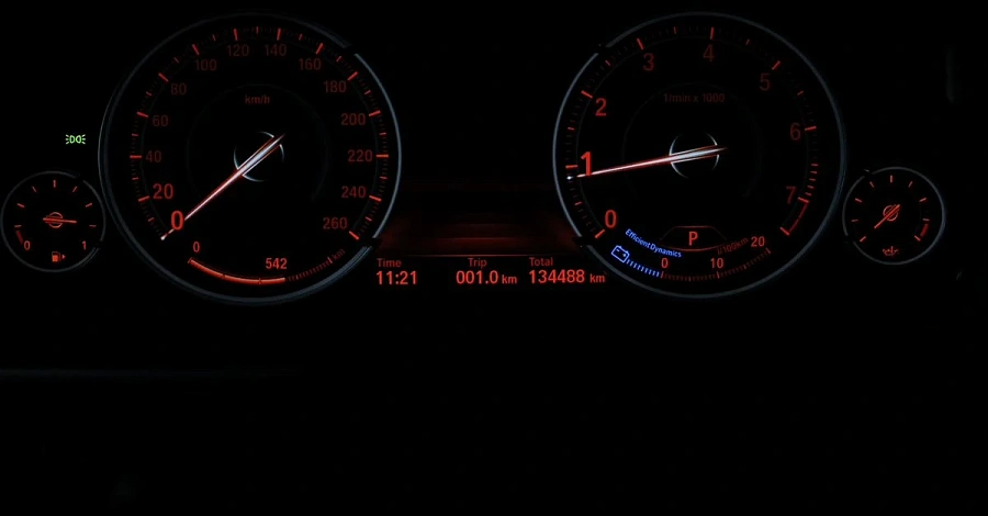 BMW 5 серии, 2015г., задний привод, автомат