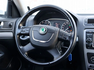 Skoda Octavia, 2012г, передний привод, автомат