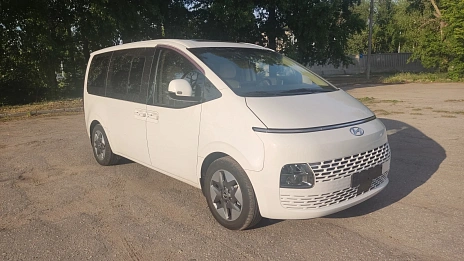 Hyundai Staria, 2021г, полный привод, автомат