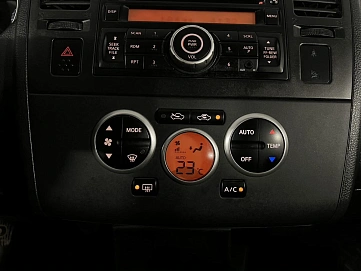 Nissan Tiida, 2010г, передний привод, механика