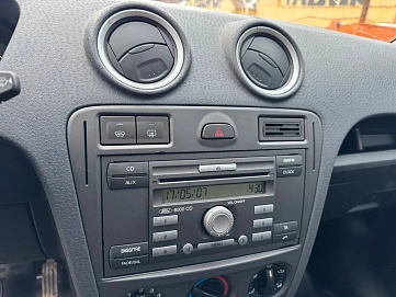 Ford Fusion, 2007г, передний привод, робот
