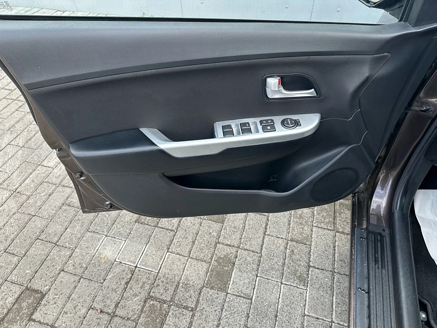 Kia Rio, 2015г., передний привод, автомат