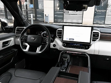 Toyota Sequoia, 2025г, полный привод, автомат