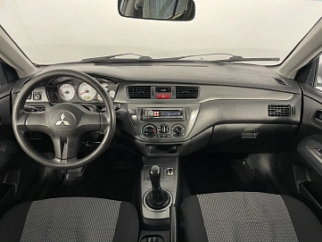 Mitsubishi Lancer, 2006г, передний привод, механика