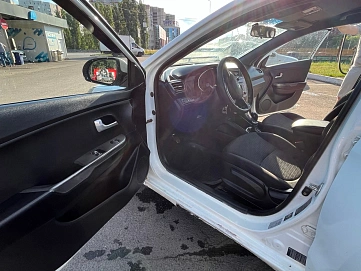 Kia Rio, 2012г., передний привод, механика
