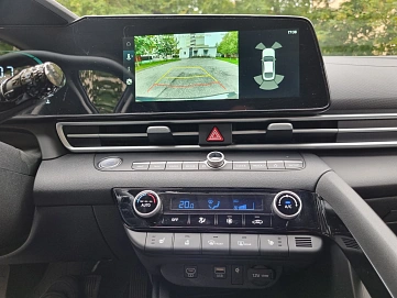 Hyundai Elantra, 2023г, передний привод, вариатор