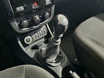 Renault Duster, 2017г, полный привод, механика