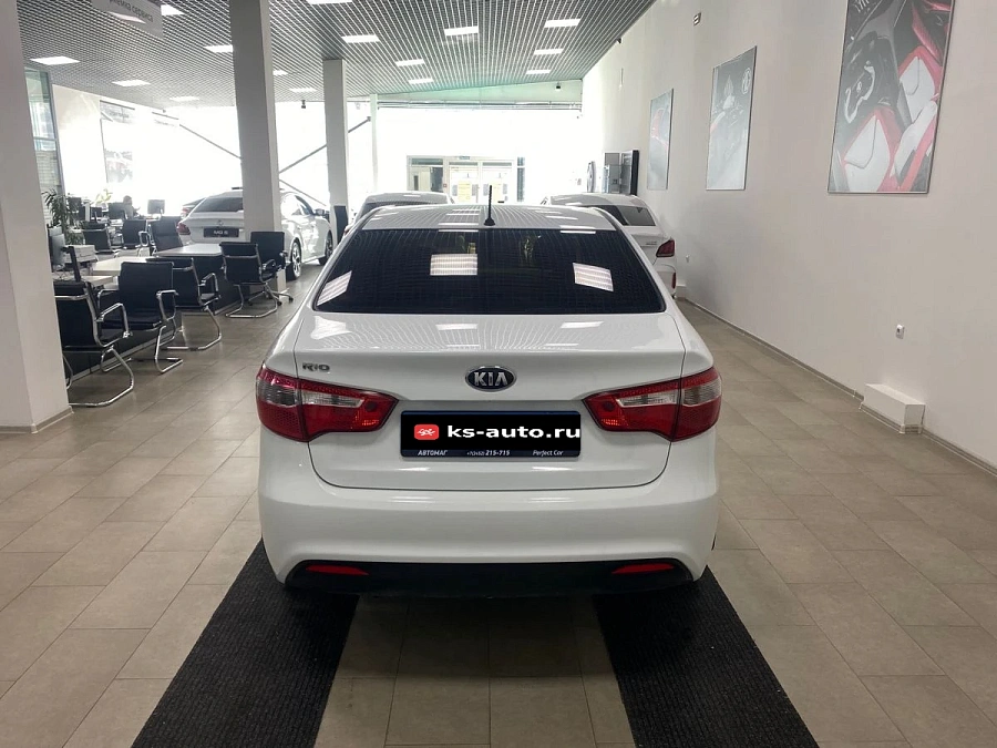 Kia Rio, 2013г., передний привод, механика