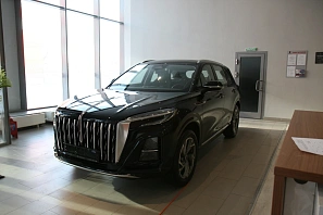 Hongqi HS3, 2025г, передний привод, робот