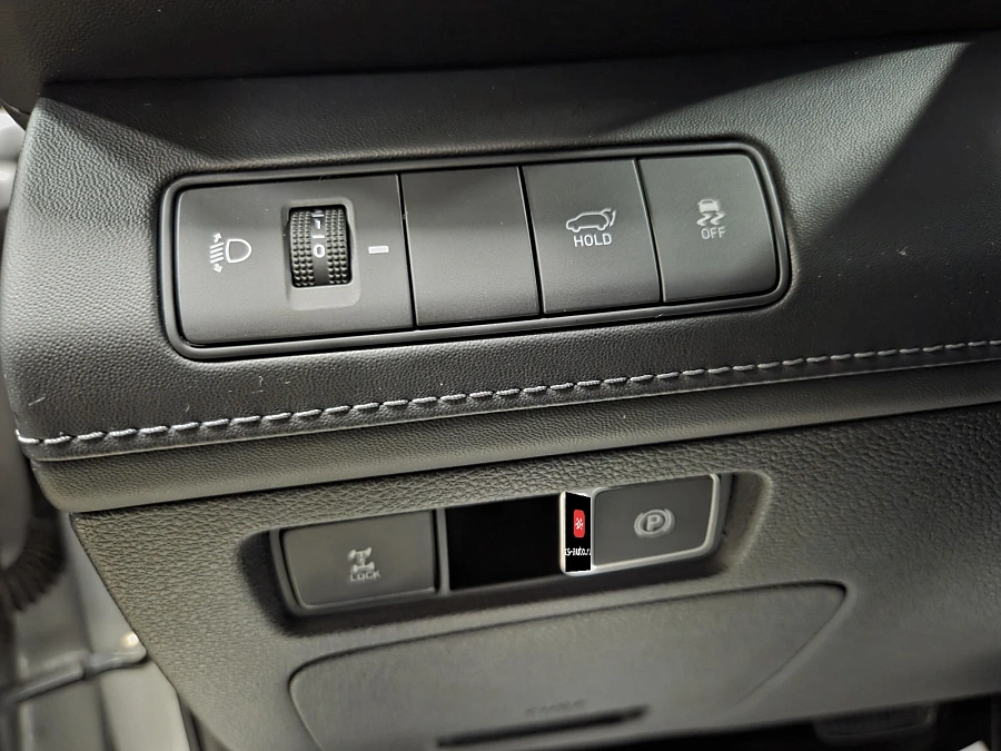 Hyundai Santa Fe, 2023г., полный привод, автомат