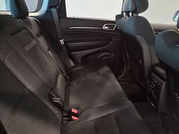 Jeep Grand Cherokee, 2013г, передний привод, автомат