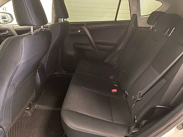 Toyota RAV4, 2014г, передний привод, механика
