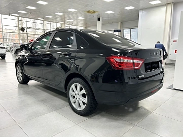 Lada (ВАЗ) Vesta, 2021г, передний привод, механика