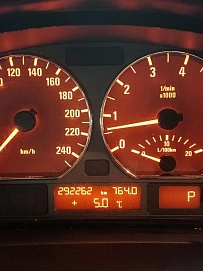 BMW 3 серии, 2002г, задний привод, автомат
