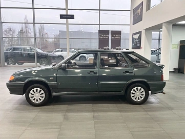 Lada (ВАЗ) 2114, 2005г., передний привод, механика