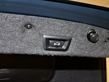 BMW , 2012г., передний привод, автомат