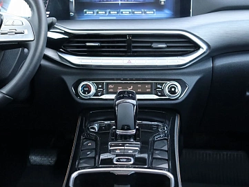 FAW Bestune T77, 2024г, передний привод, робот