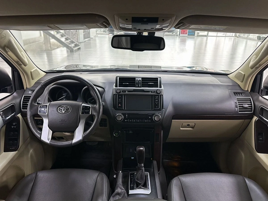 Toyota Land Cruiser Prado, 2015г., полный привод, автомат
