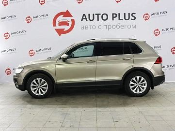 Volkswagen Tiguan, 2017г, полный привод, автомат