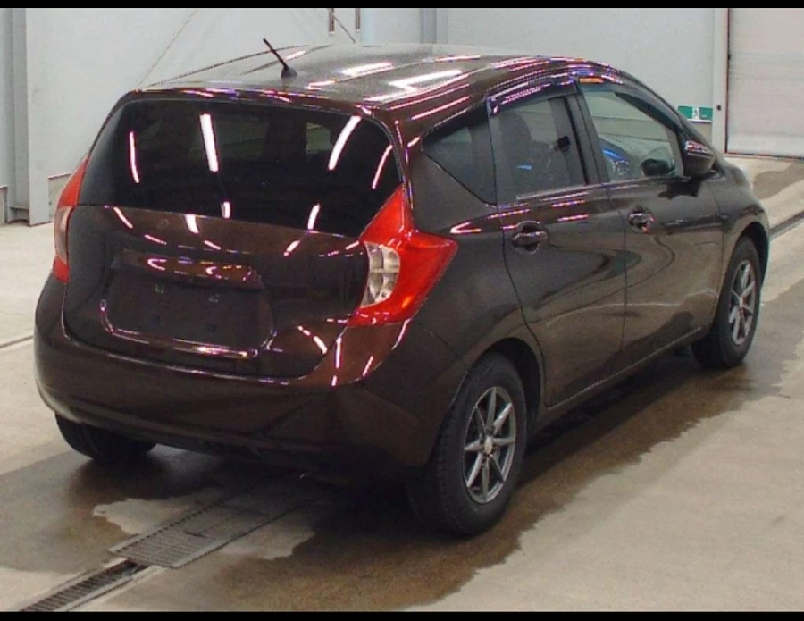 Nissan Note, 2015г., передний привод, вариатор