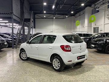 Renault Sandero, 2017г, передний привод, механика