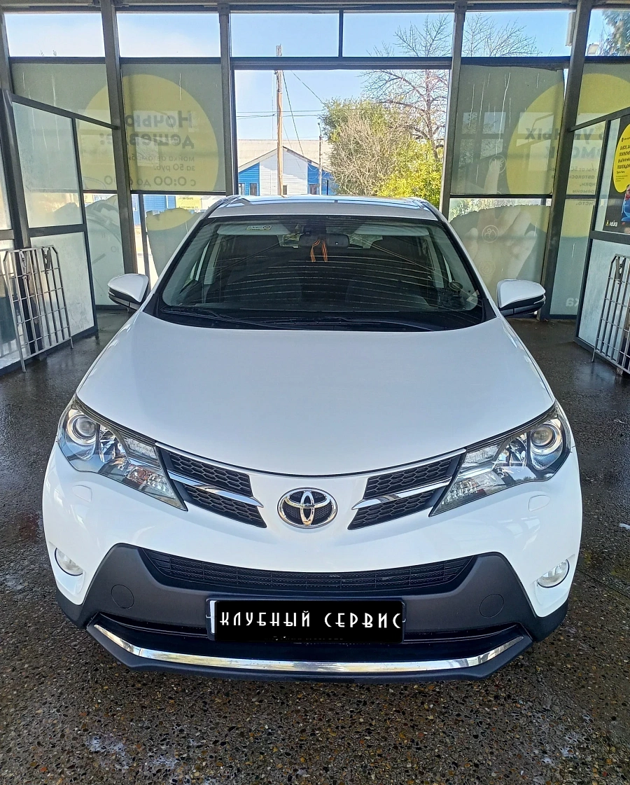 Toyota RAV4, 2013г., полный привод, вариатор