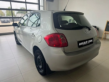 Toyota Auris, 2007г, передний привод, робот