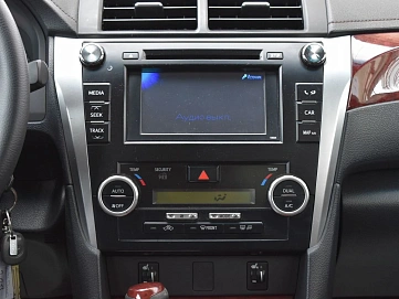 Toyota Camry, 2013г, передний привод, автомат